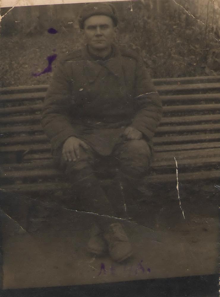 Степан Жилко в Каунасе (Литва). 10.11.1946 г.